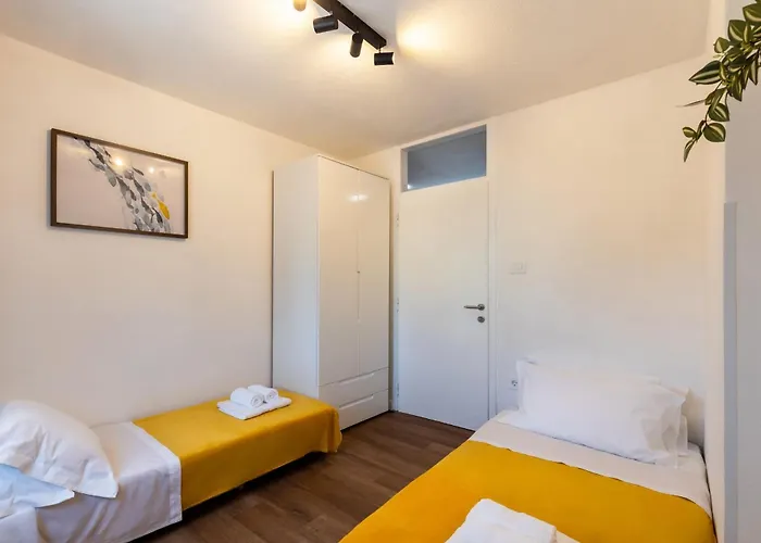 Apartment Bruno, Novigrad
