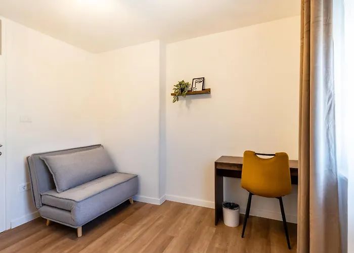 Bruno, Novigrad * Novigrad Istria