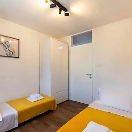 Apartament Bruno, Novigrad