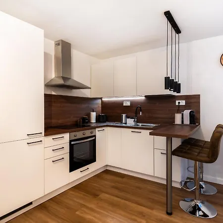 Bruno, Novigrad Apartament *